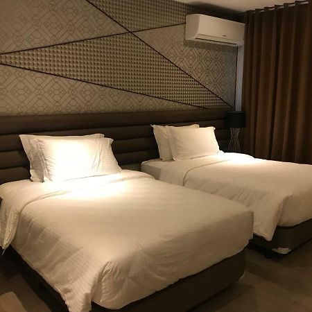 Maxx Hotel Ortigas Pasig City Esterno foto