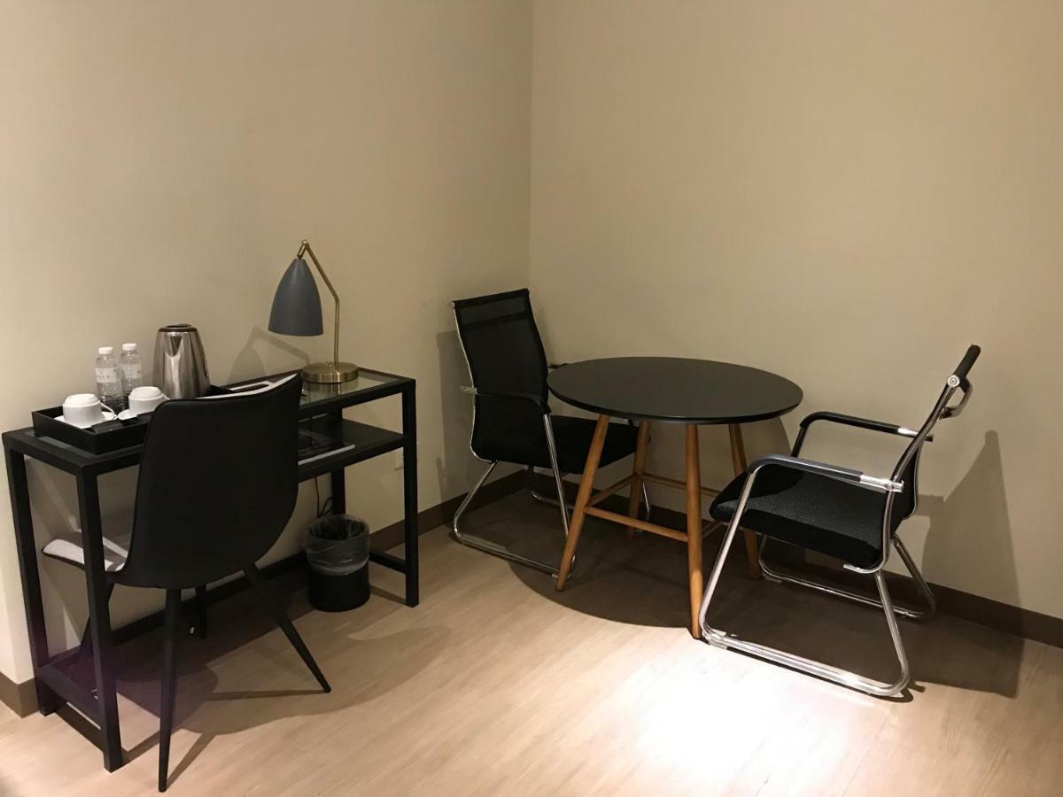 Maxx Hotel Ortigas Pasig City Esterno foto