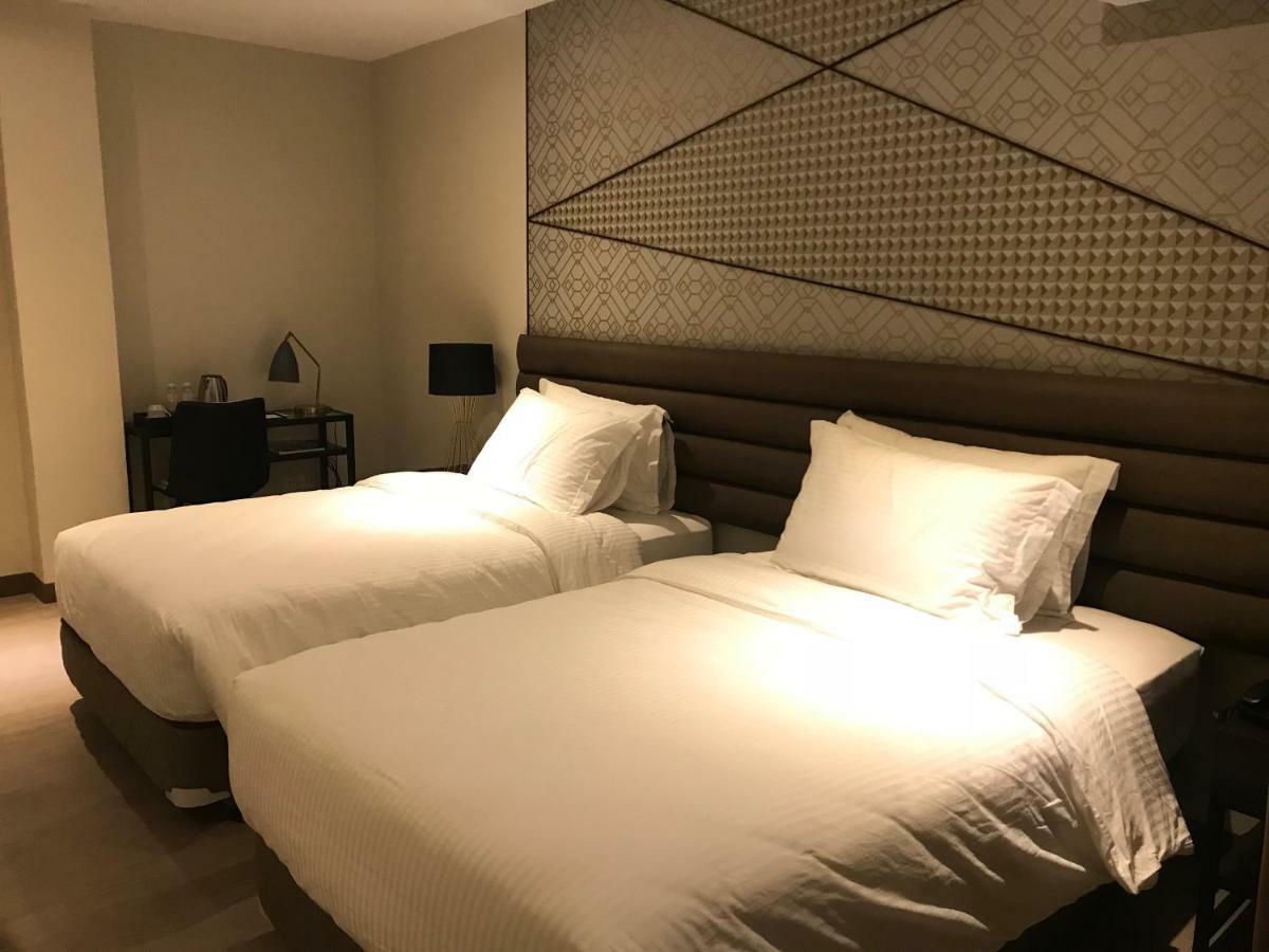 Maxx Hotel Ortigas Pasig City Esterno foto